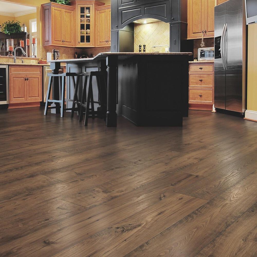 Mohawk Rare Vintage Cedar Chestnut Laminate