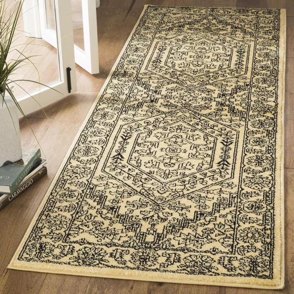 Safavieh Adirondack ADR108H 2'6" x 16' Gold and Black Runner
