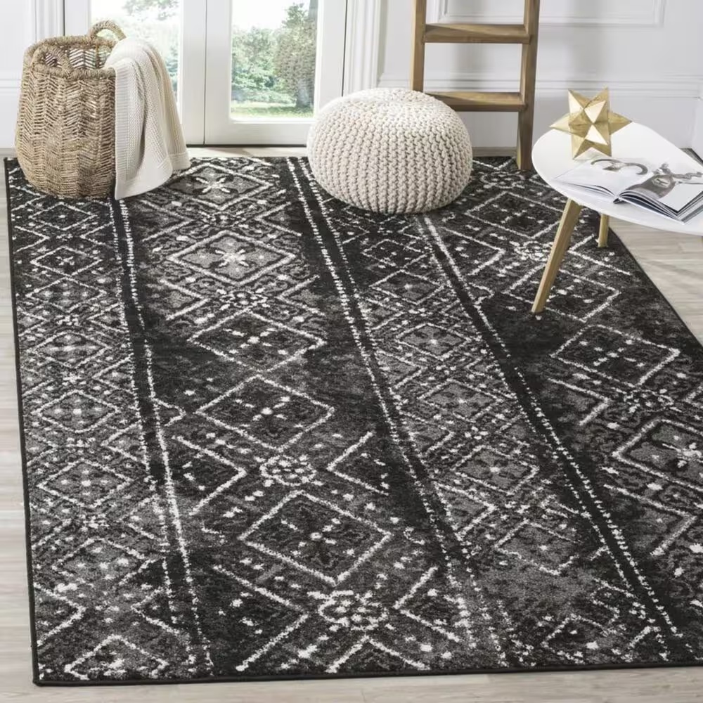 Safavieh Adirondack ADR111C 5'1" x 7'6" Black and Silver Area Rug