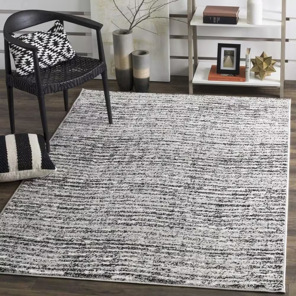 Safavieh Adirondack ADR117A 5'1" x 7'6" Black and Silver Area Rug