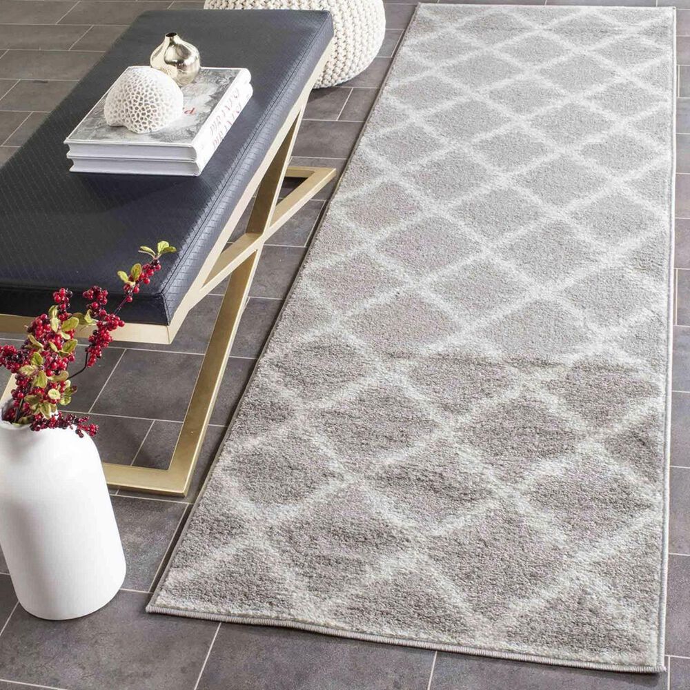 Safavieh Adirondack ADR120B 2'6" x 14' Silver and Ivory Runner