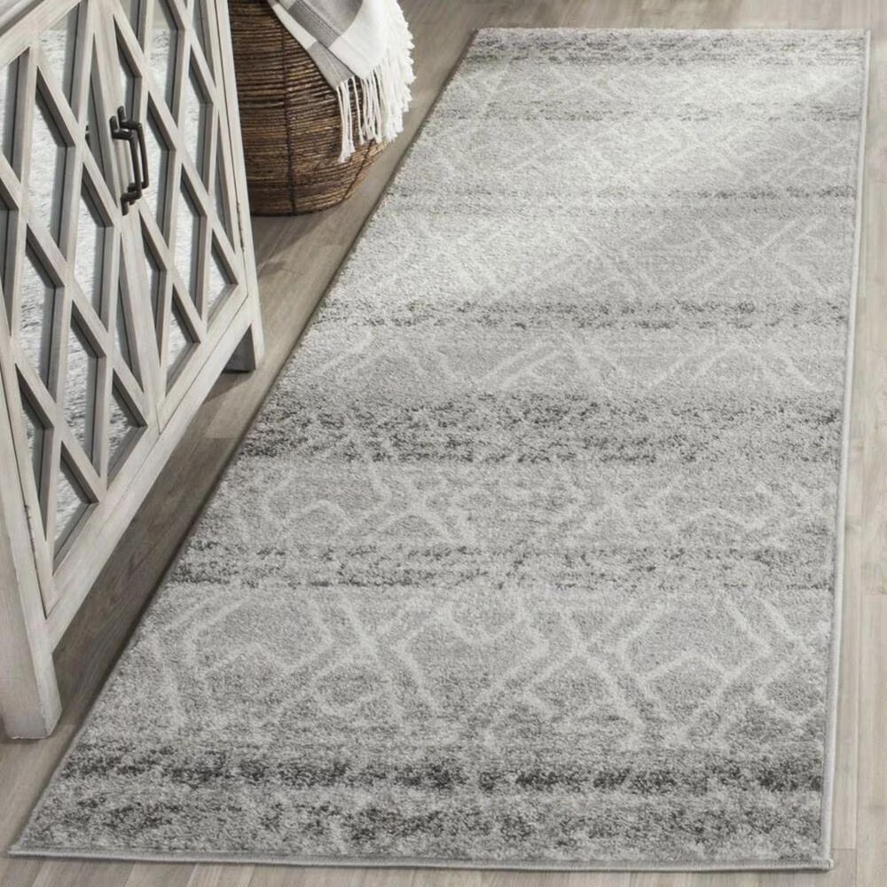 Safavieh Adirondack ADR124B 2'6" x 6' Silver and Ivory Runner