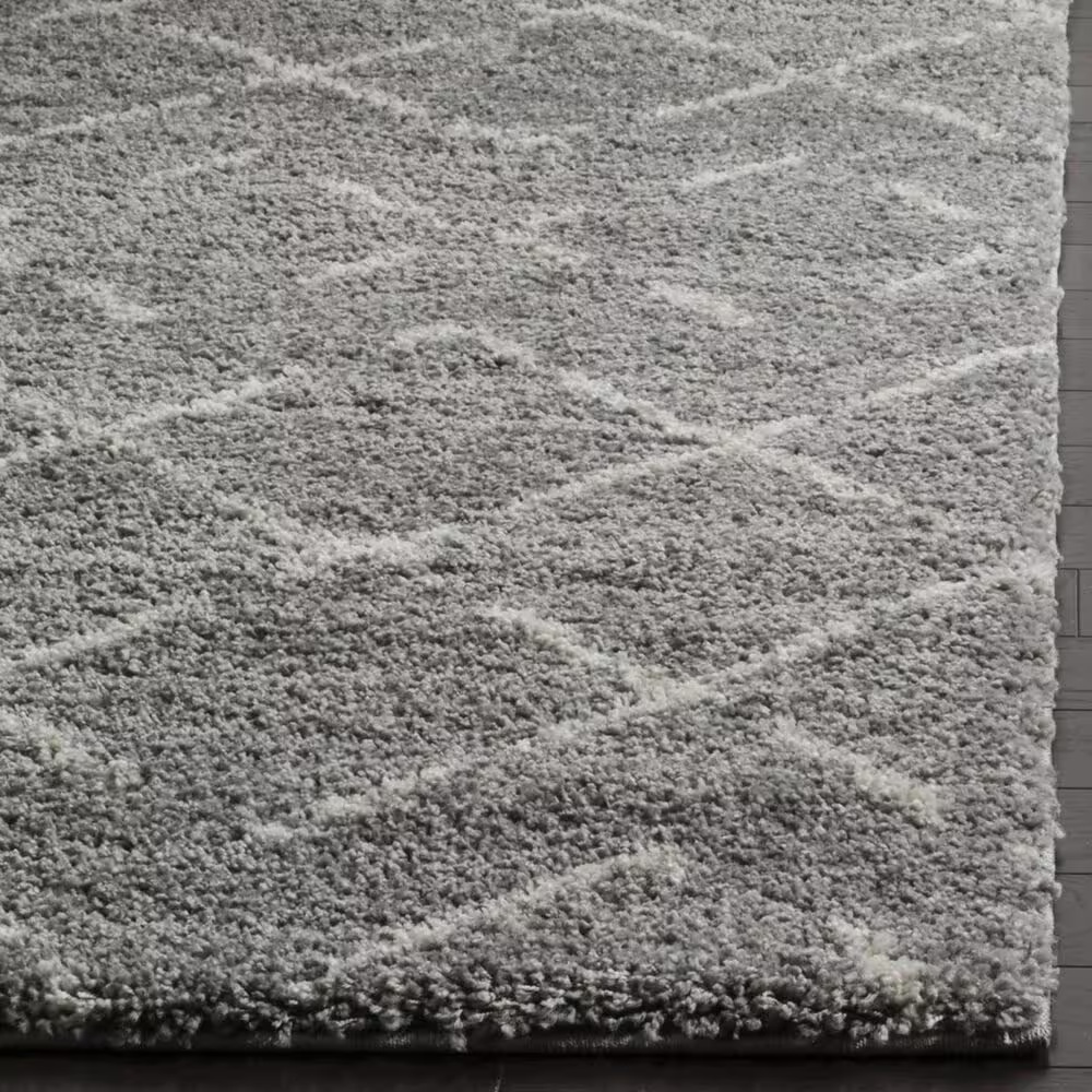 43431-safavieh-arizona-shag-asg743d-4-x-6-grey-and-ivory-area-rug-1.jpg