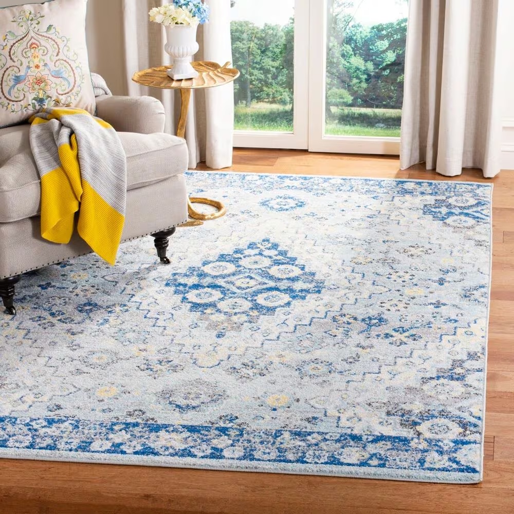 47043-safavieh-madison-mad616f-5-1-x-7-6-grey-and-cream-area-rug-1.jpg