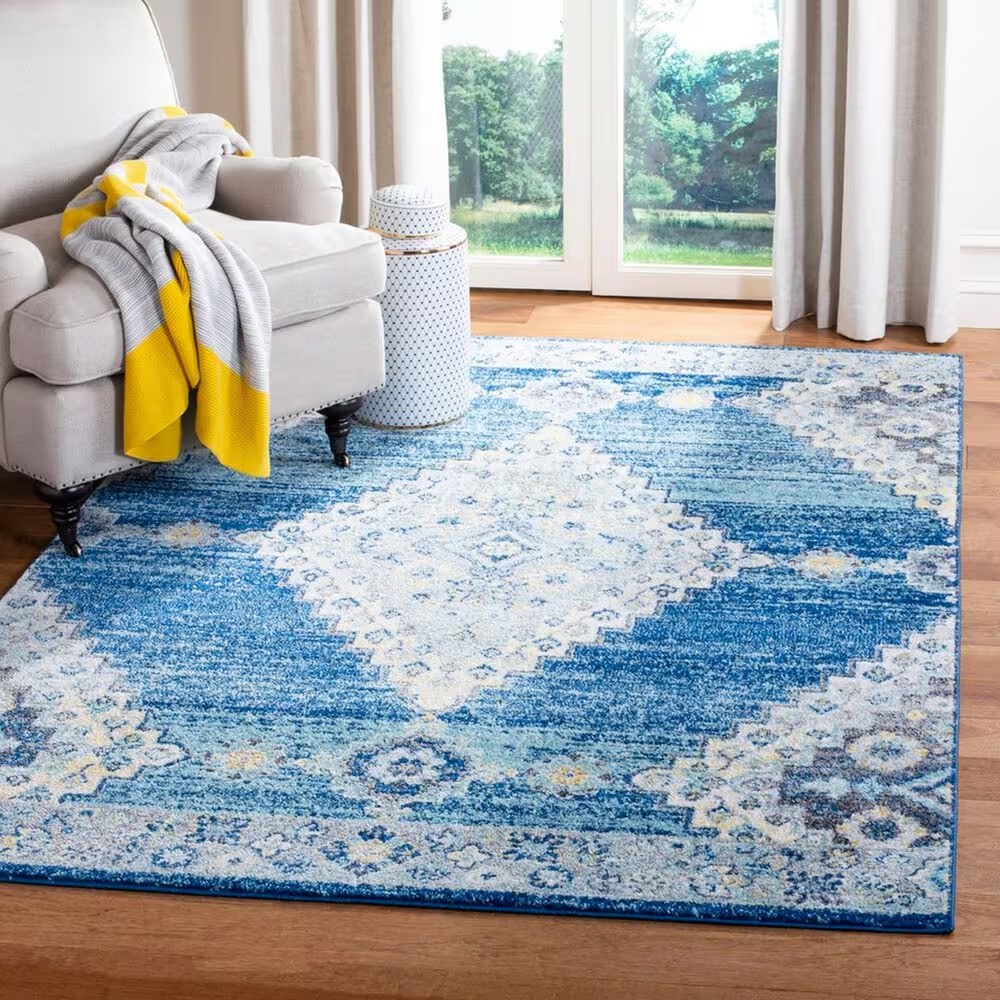 47352-safavieh-madison-mad615n-5-1-x-7-6-navy-and-creme-area-rug-1.jpg