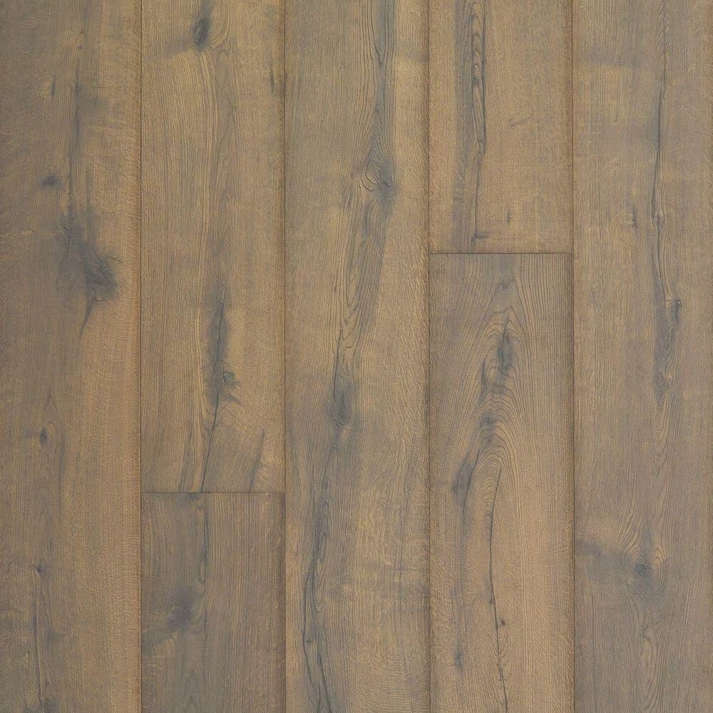 Mohawk Castlebriar Antiquities Oak Laminate