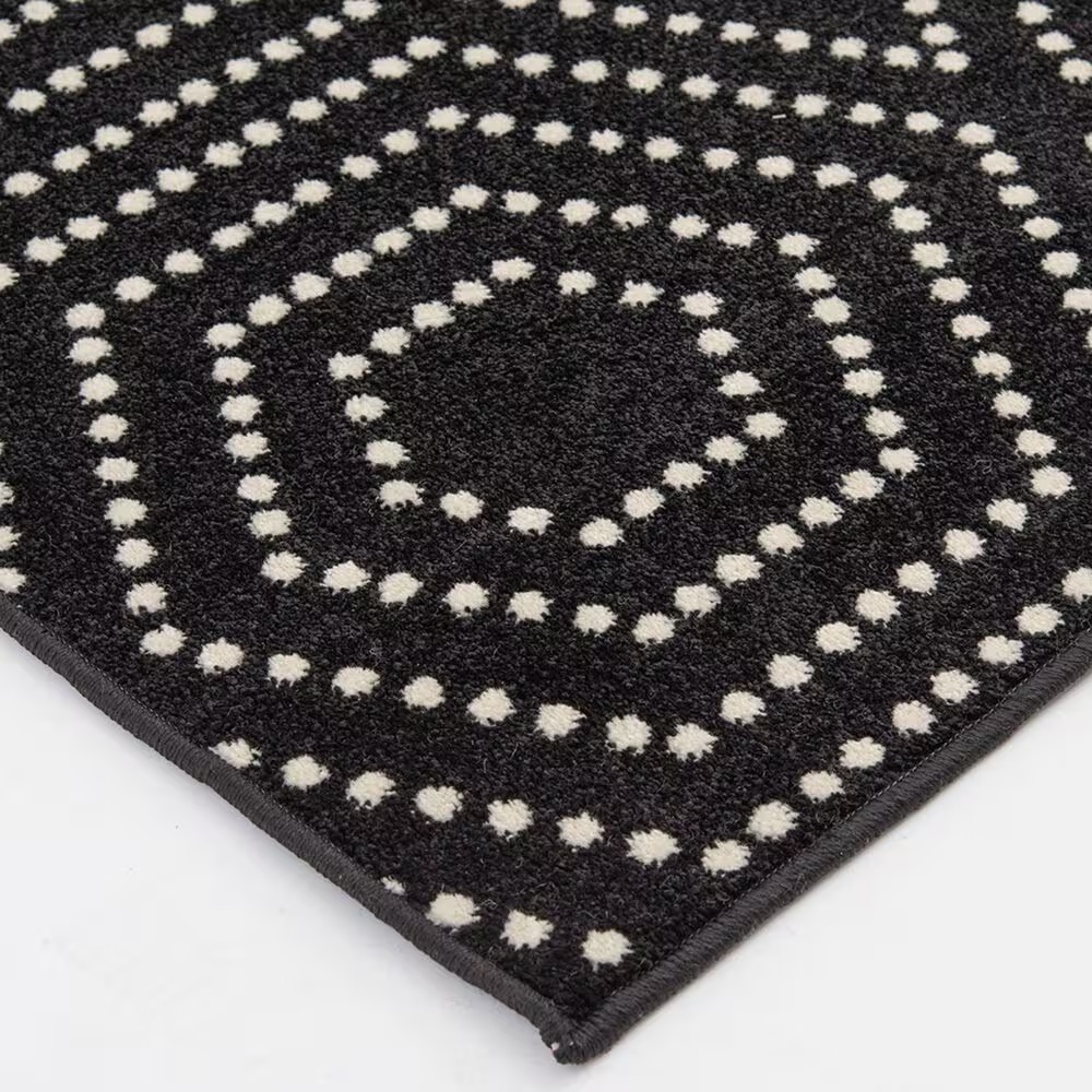 65777-central-oriental-terrace-tropic-valeria-7-10-x-9-10-onyx-and-snow-area-rug-1.jpg