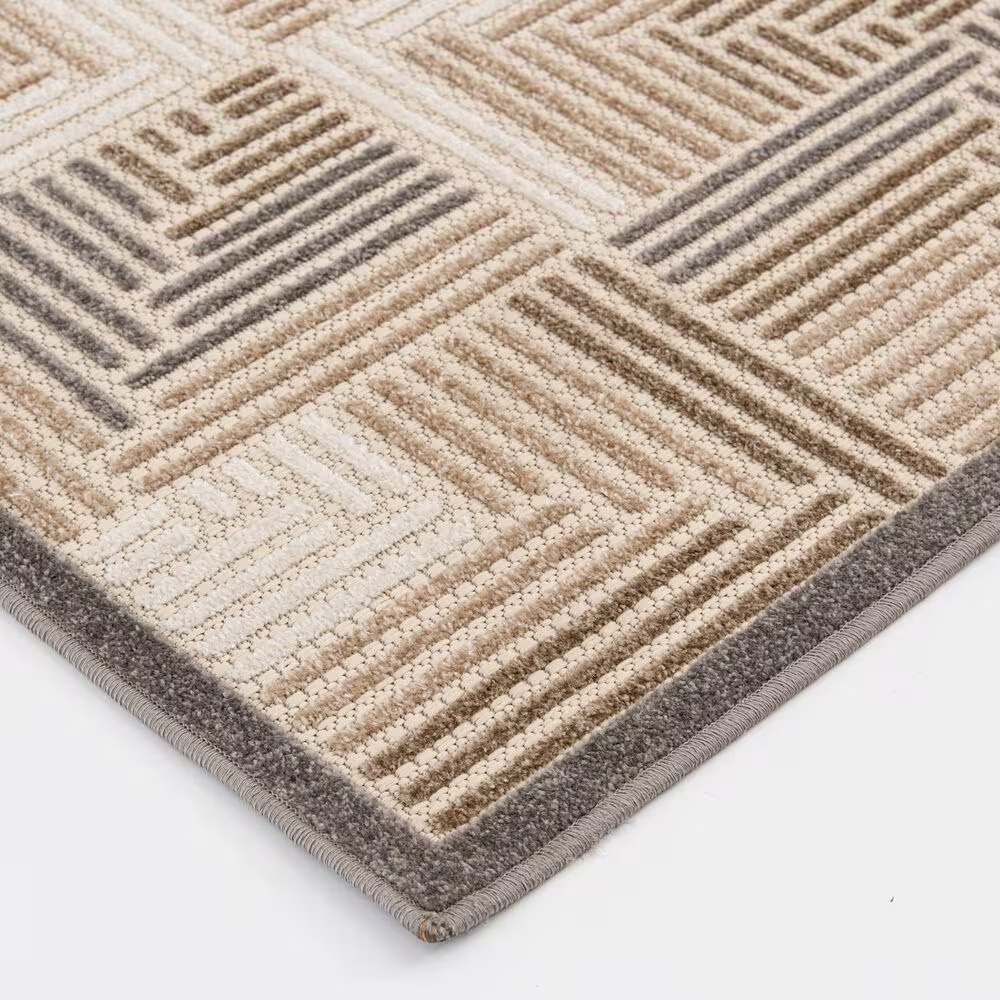 65848-central-oriental-fontana-halden-5-3-x-7-cream-and-brown-area-rug-1.jpg