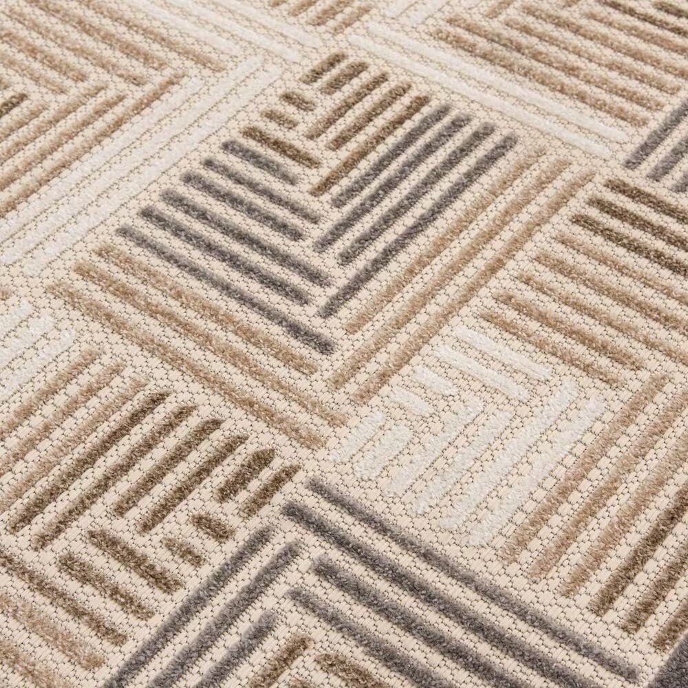 65849-central-oriental-fontana-halden-6-7-x-9-2-cream-and-brown-area-rug-1.jpg