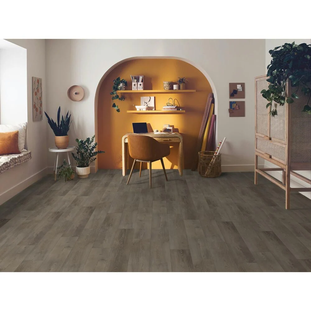 68546-coretec-pro-classics-laguna-oak-7-x-48-luxury-vinyl-plank-1.jpg