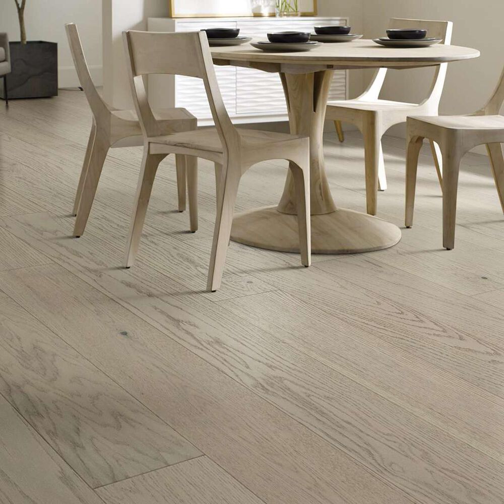 70466-shaw-exploration-harbor-oak-hardwood-1.jpg
