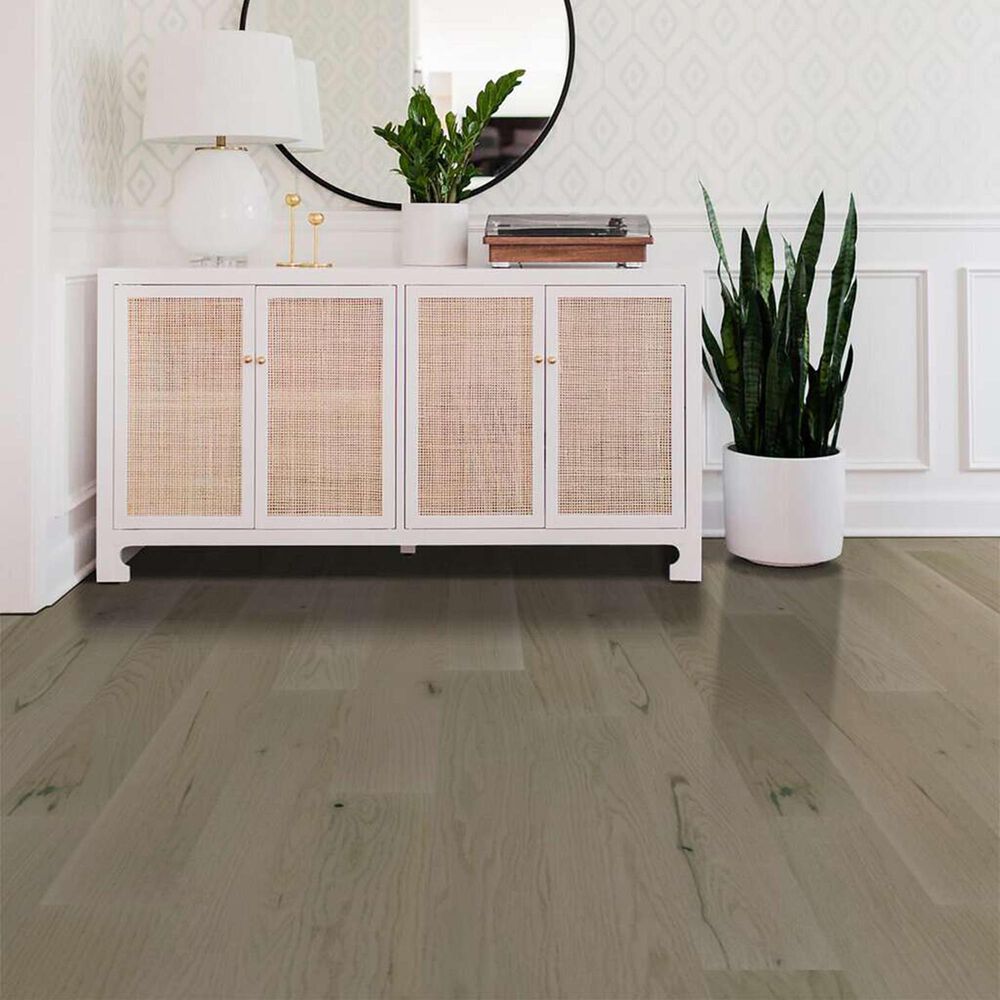 70466-shaw-exploration-harbor-oak-hardwood-1.jpg