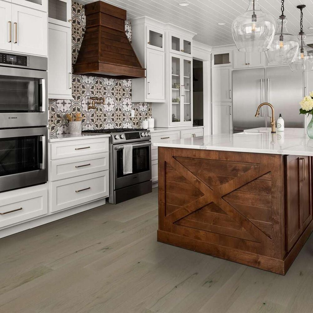 70466-shaw-exploration-harbor-oak-hardwood-1.jpg