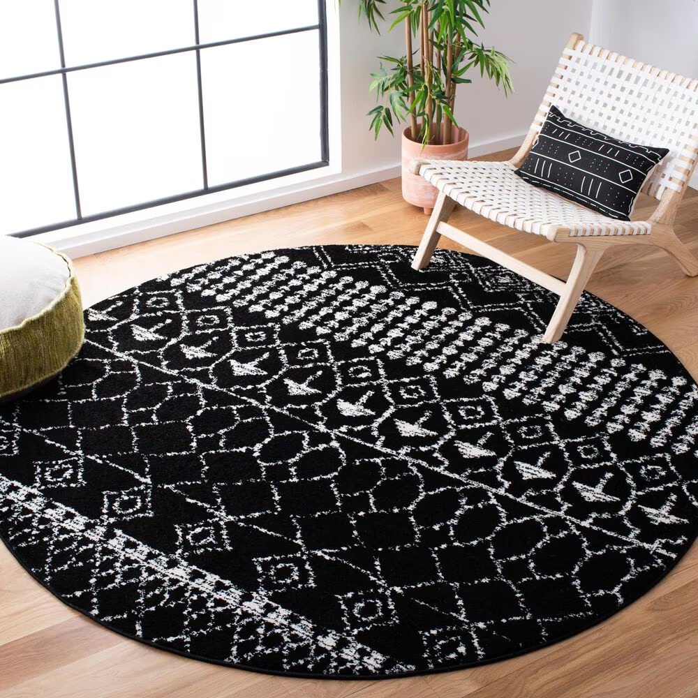 79171-safavieh-tulum-3-round-black-and-ivory-area-rug-1.jpg
