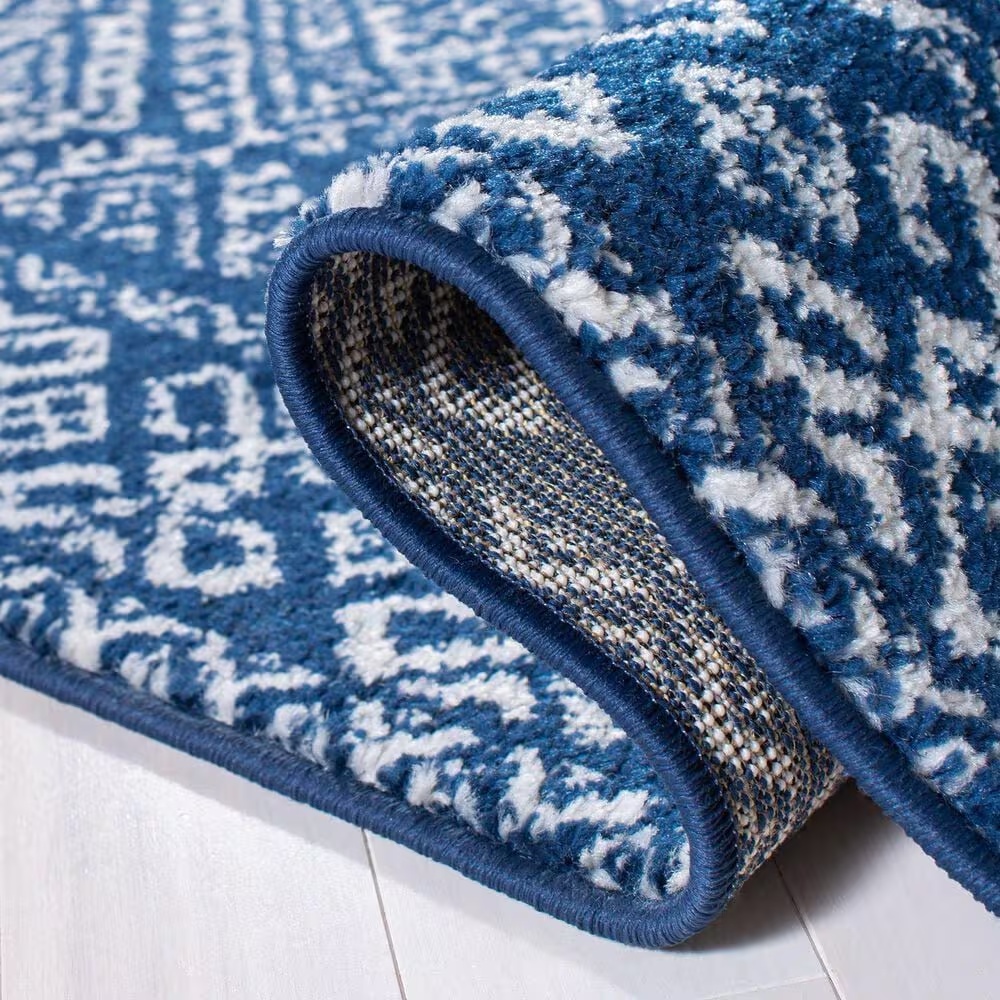 79398-safavieh-tulum2-x-8-ivory-and-navy-runner-1.jpg