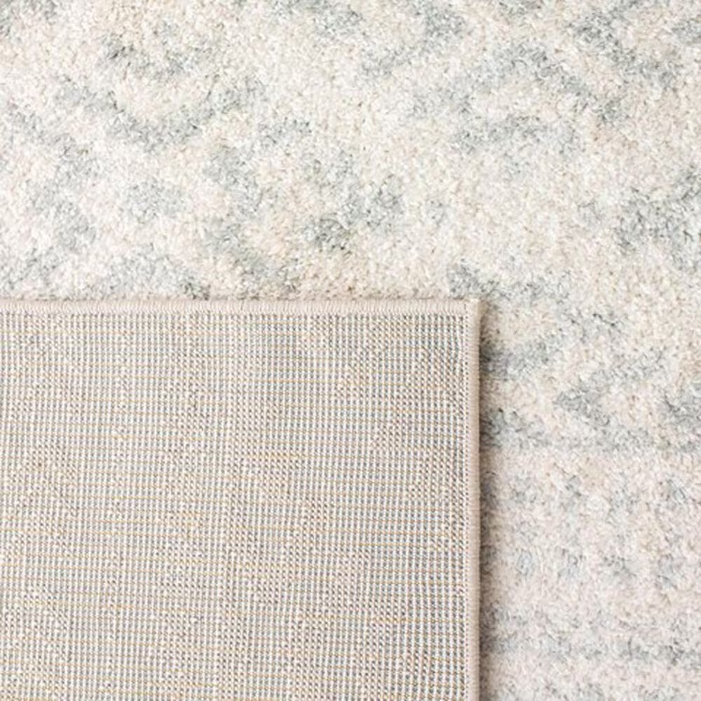81818-safavieh-tulum6-7-square-light-grey-area-rug-1.jpg
