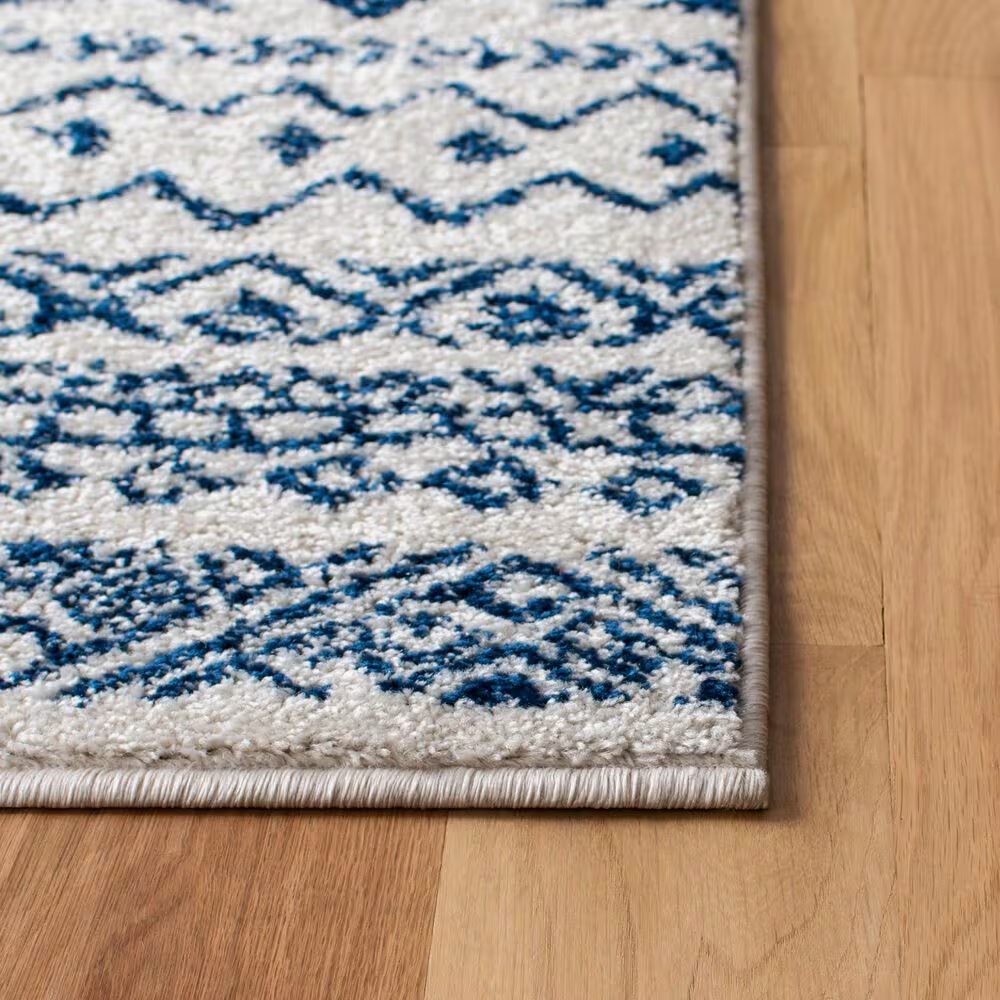 83815-safavieh-tulum-6-7-square-ivory-and-navy-area-rug-1.jpg