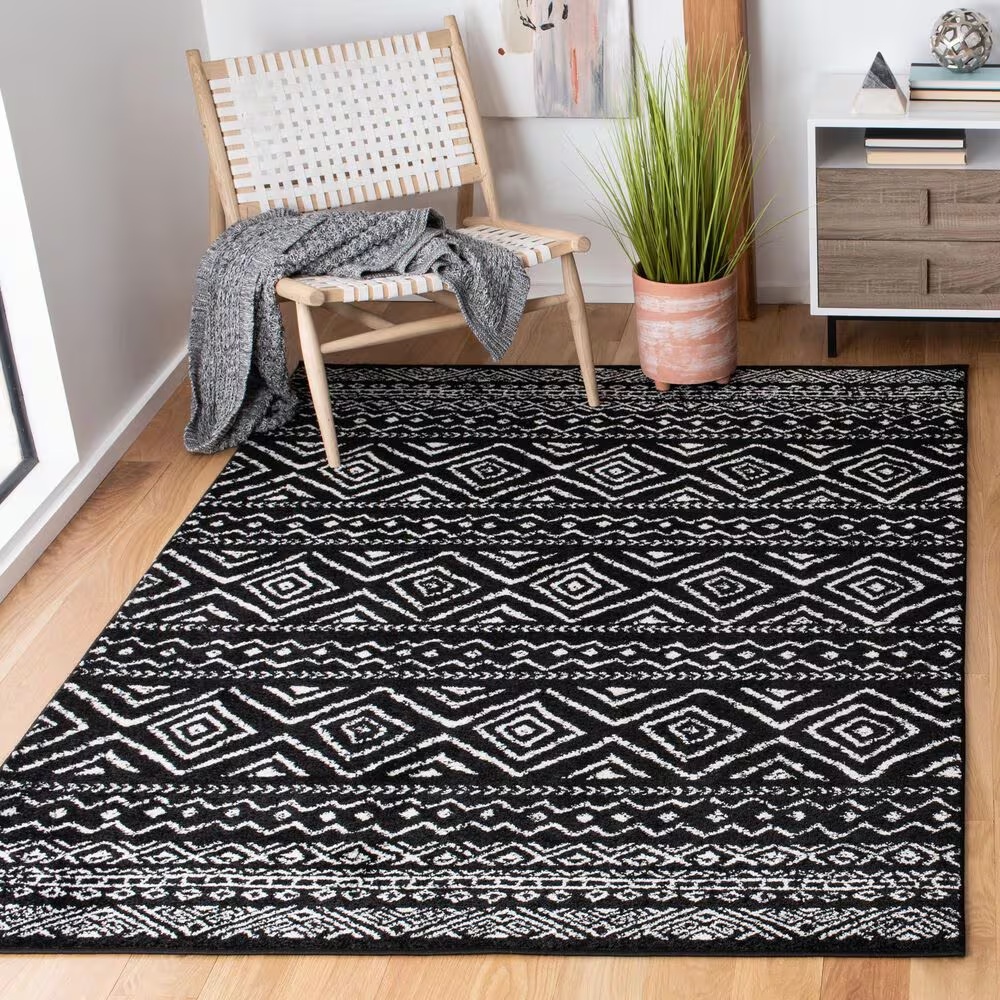 83851-safavieh-tulum-tul267z-4-x-6-black-and-ivory-area-rug-1.jpg