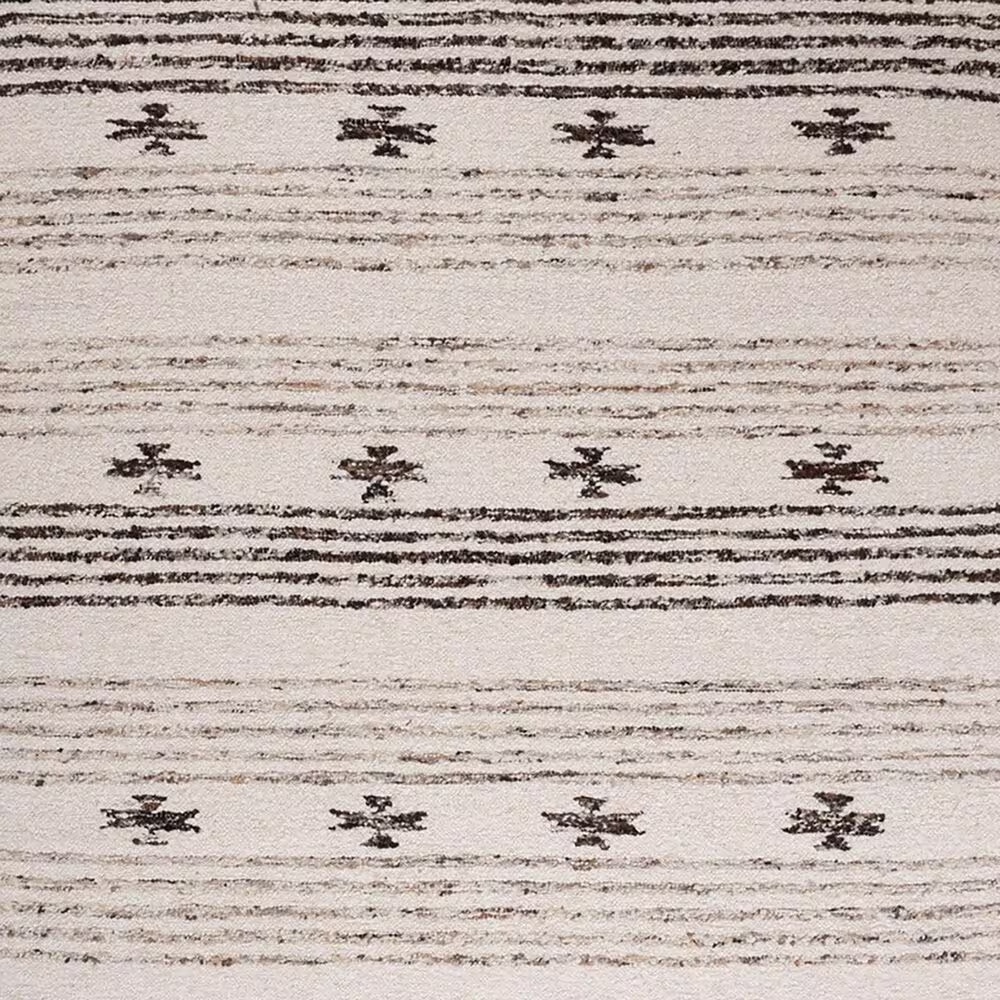 84642-safavieh-natura-nat325z-6-x-9-black-and-ivory-area-rug-1.jpg
