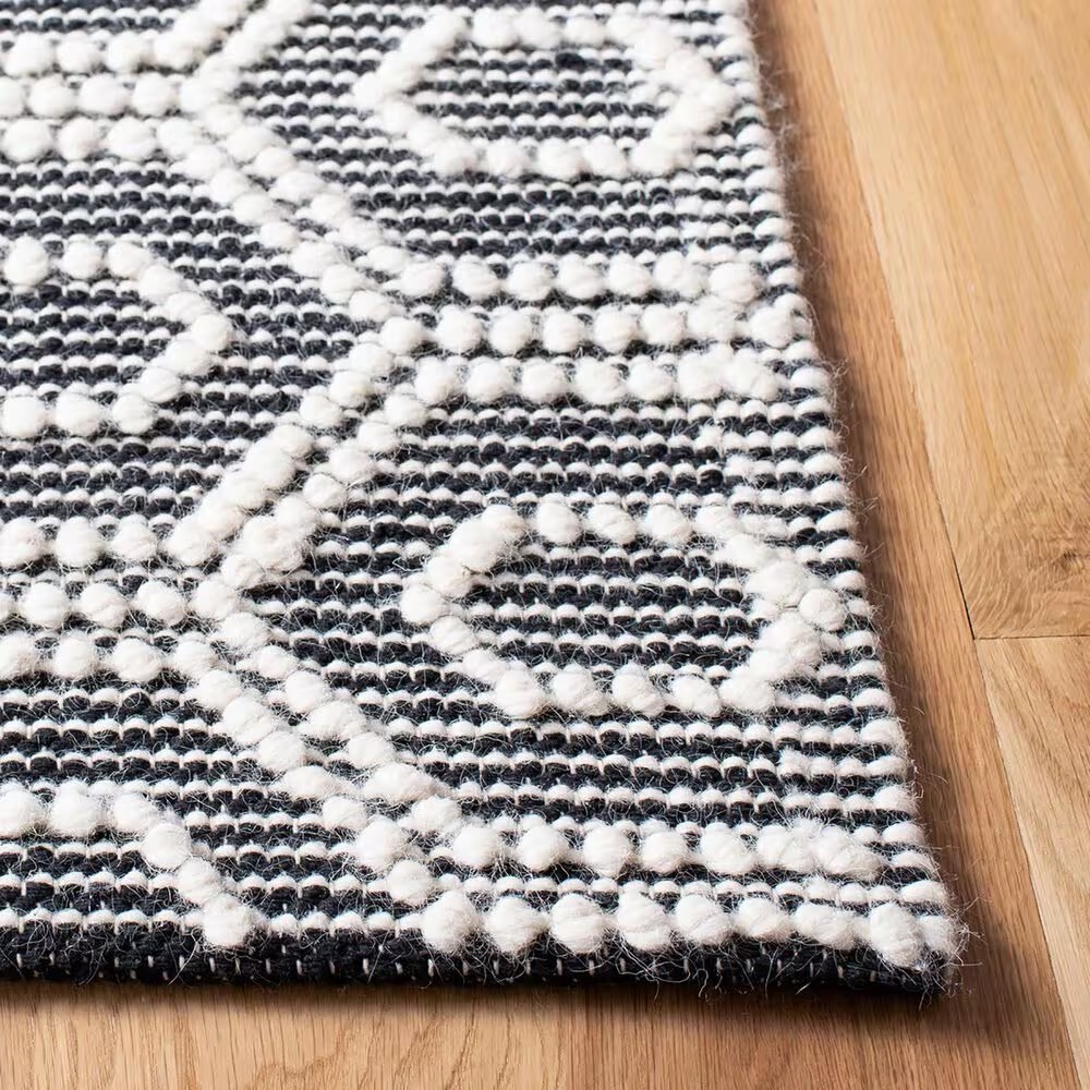 84797-safavieh-natura-nat476a-8-x-10-ivory-and-black-area-rug-1.jpg