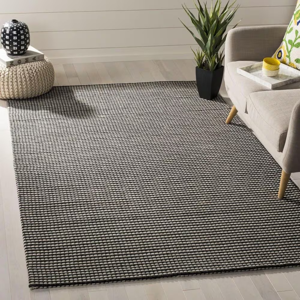 86227-safavieh-natura-nat801e-4-x-6-ivory-and-black-area-rug-1.jpg