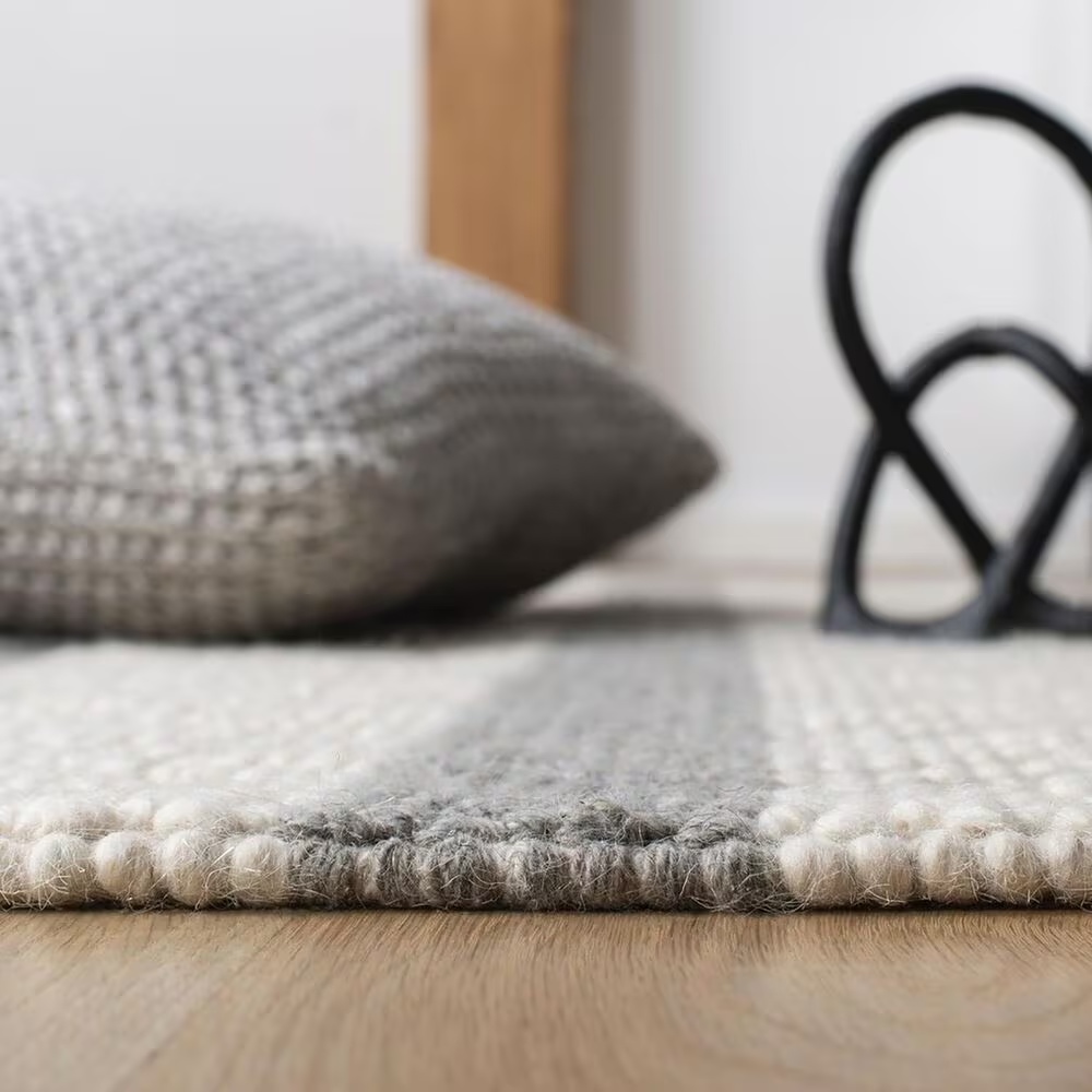 86461-safavieh-natura-nat851a-3-x-5-ivory-and-grey-area-rug-1.jpg
