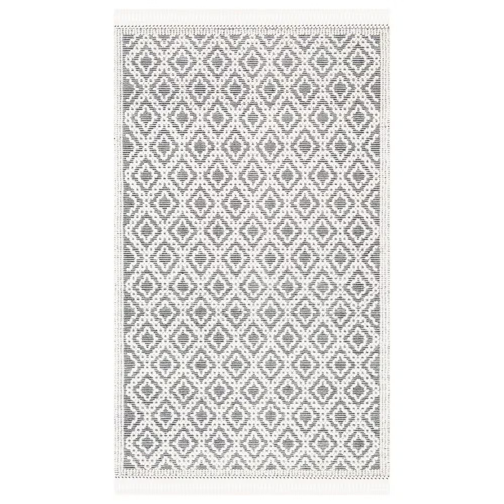 Safavieh Natura 5' x 8' Ivory and Black Area Rug