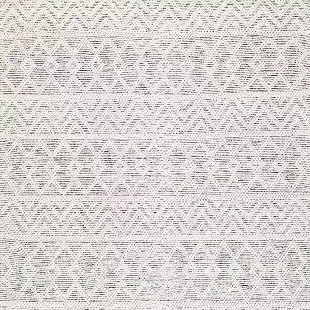 86972-safavieh-natura-nat353a-9-x-12-ivory-and-black-area-rug-1.jpg