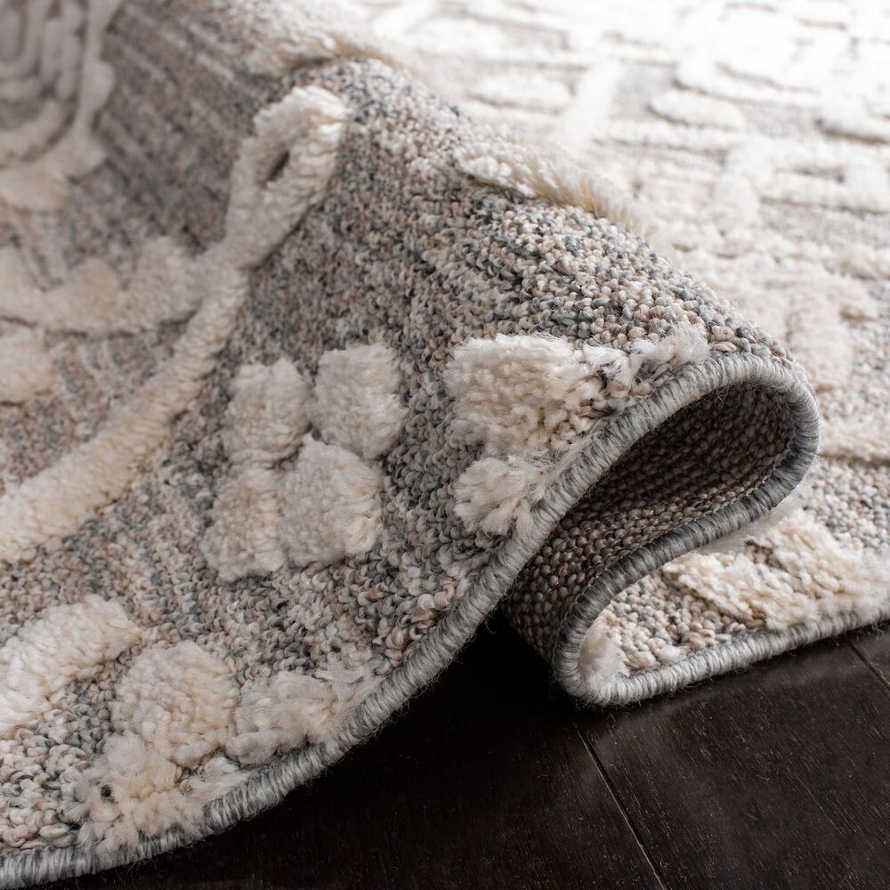 90665-safavieh-martha-stewart-lucia-shag-4-x-6-beige-and-white-area-rug-1.jpg