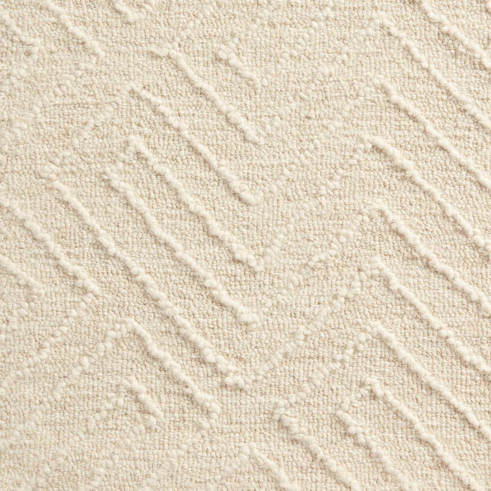 91064-magnolia-home-sarah-2-6-x-7-6-ivory-1.jpg